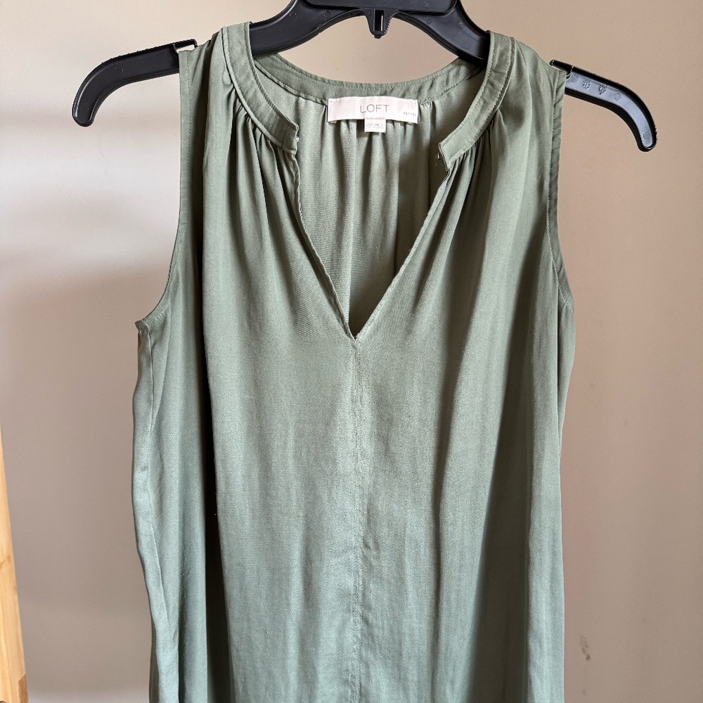 Loft Olive Green Sleeveless Petite Top